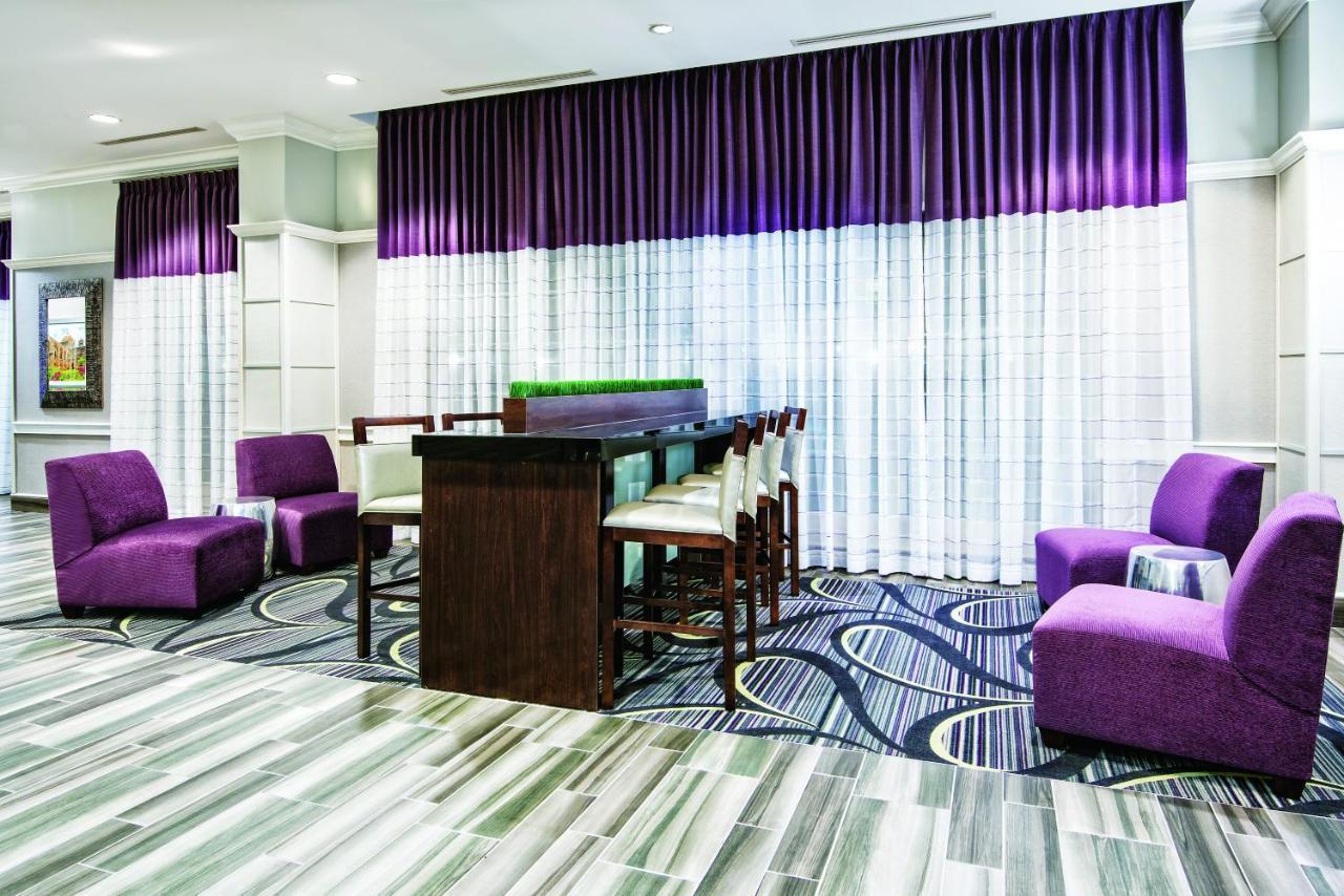La Quinta Inn & Suites By Wyndham San Antonio Riverwalk Exteriér fotografie