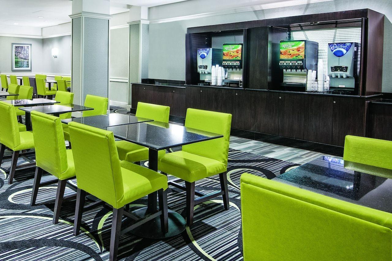 La Quinta Inn & Suites By Wyndham San Antonio Riverwalk Exteriér fotografie