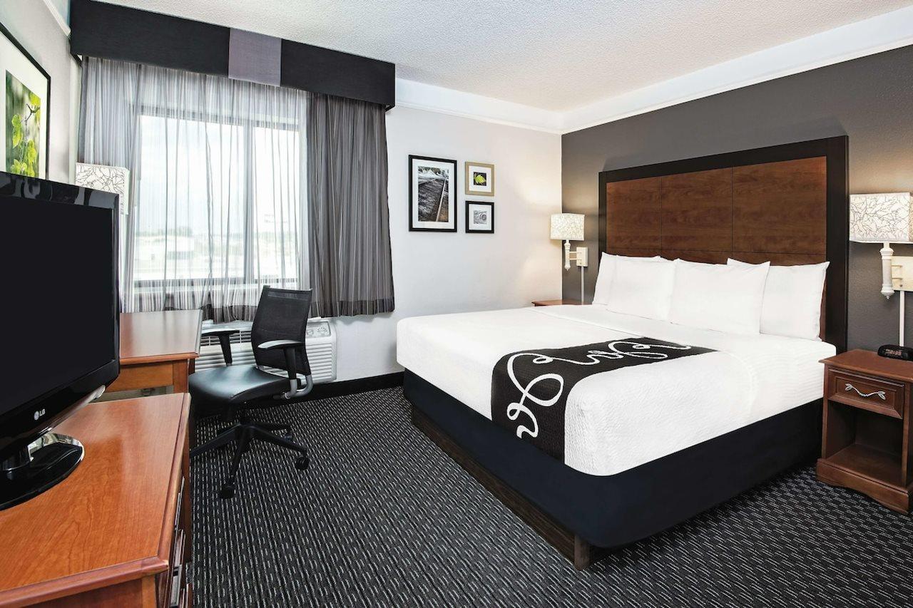 La Quinta Inn & Suites By Wyndham San Antonio Riverwalk Exteriér fotografie
