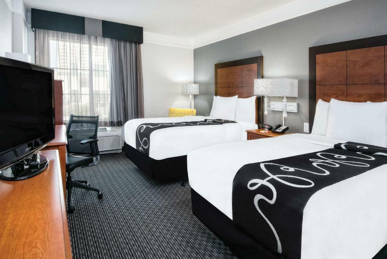 La Quinta Inn & Suites By Wyndham San Antonio Riverwalk Exteriér fotografie
