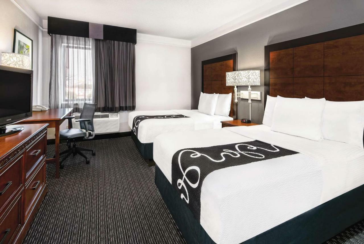 La Quinta Inn & Suites By Wyndham San Antonio Riverwalk Exteriér fotografie