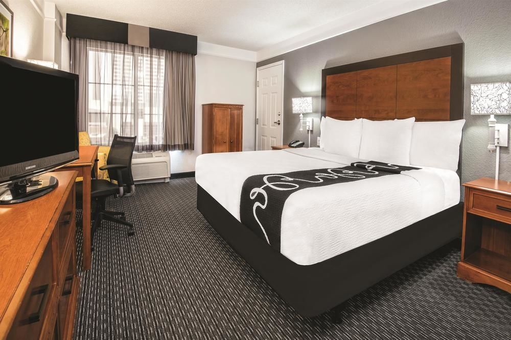 La Quinta Inn & Suites By Wyndham San Antonio Riverwalk Exteriér fotografie